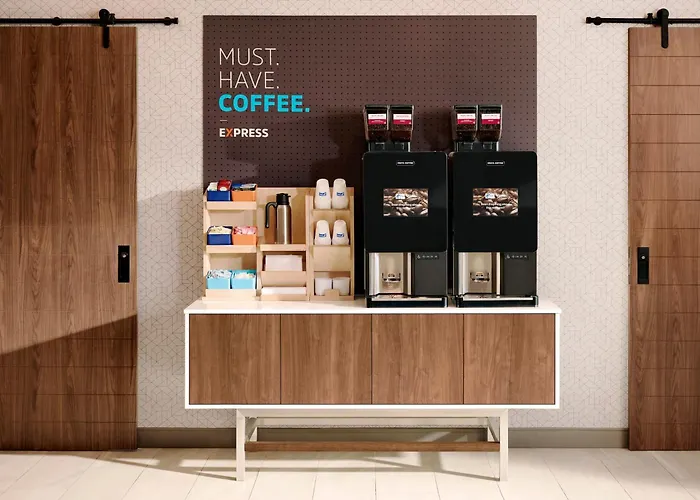 Holiday Inn Express & Suites - West Des Moines - Jordan Creek By Ihg